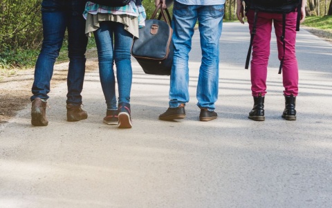 Μεταναστευτικό: Ιστορική Ανατροπή με Ρεκόρ Αναχωρήσεων και Μείωση Αφίξεων!