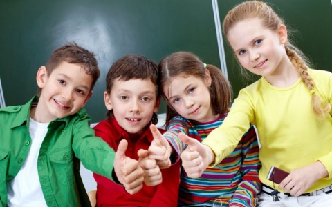 Στήριξη της οικογένειας και της παιδικής ηλικίας με επιδότηση διδάκτρων και σίτισης