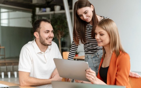 Ενίσχυση των ευκαιριών κατάρτισης για τους αυτοτελώς εργαζόμενους