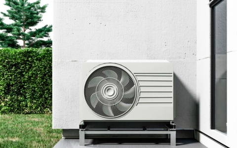 Μειώνονται οι λογαριασμοί ρεύματος με το Νέο Σχέδιο «ΑΗΚ+»